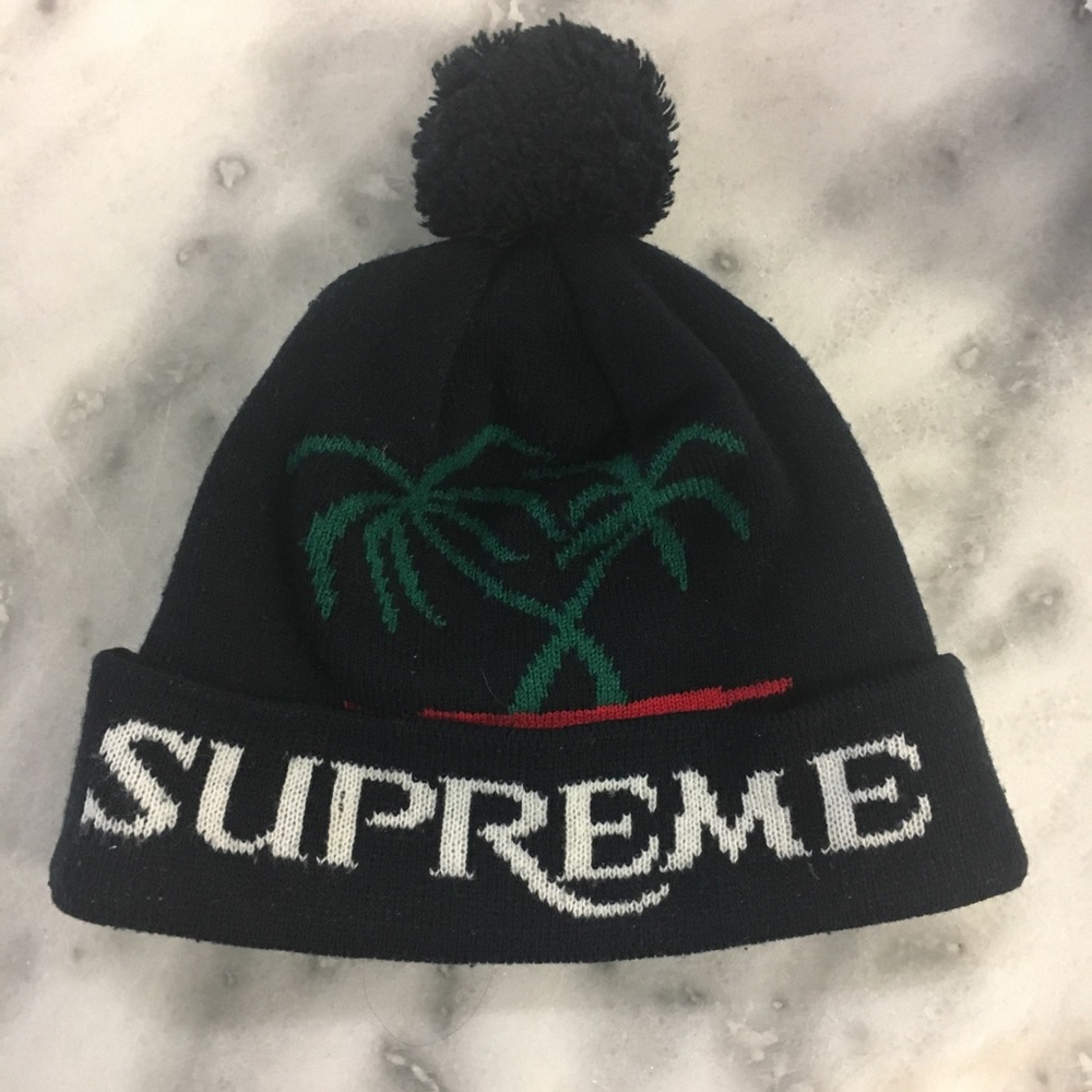 Supreme Pom Beanie